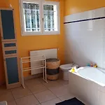 بيت ضيافة Domaine De Courbieres 3*